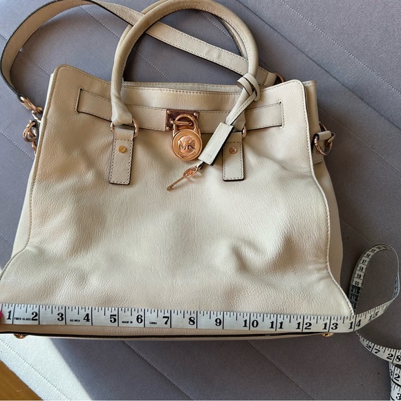 Michael Kors bag & wallet - Picture 3 of 16
